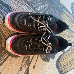 Men’s size 10 Nike AirMax